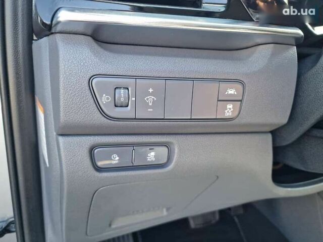 Киа Niro, объемом двигателя 0 л и пробегом 38 тыс. км за 18900 $, фото 22 на Automoto.ua