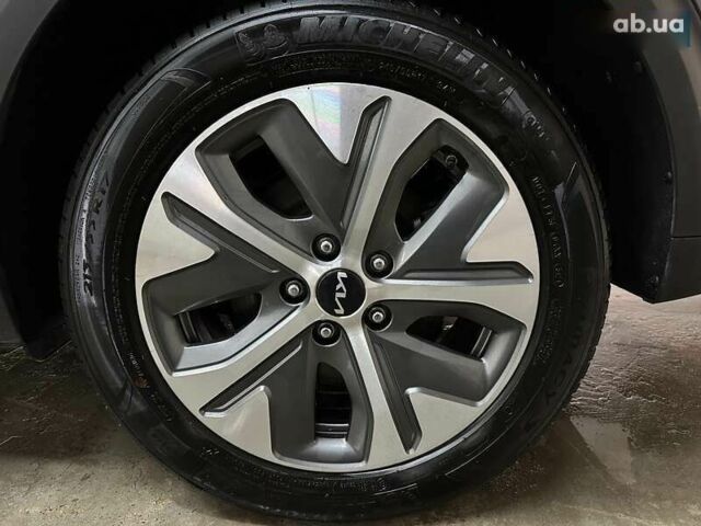 Киа Niro, объемом двигателя 0 л и пробегом 44 тыс. км за 24200 $, фото 26 на Automoto.ua