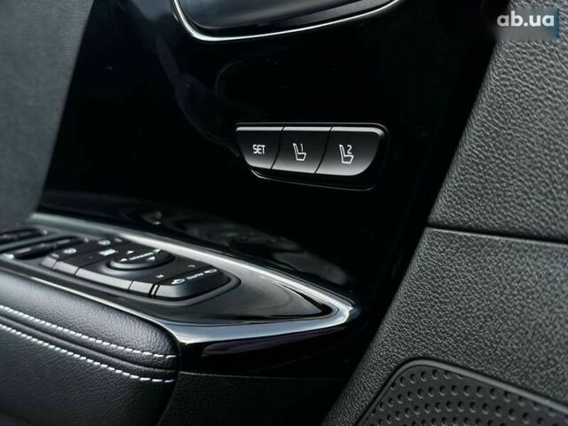 Кіа Niro, об'ємом двигуна 0 л та пробігом 53 тис. км за 24900 $, фото 9 на Automoto.ua