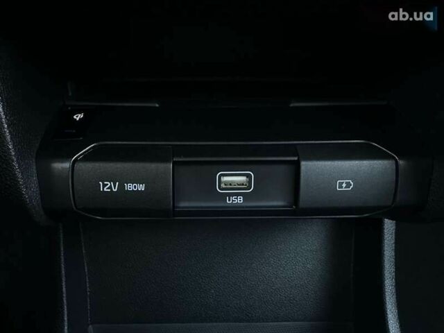 Киа Niro, объемом двигателя 0 л и пробегом 31 тыс. км за 24800 $, фото 9 на Automoto.ua