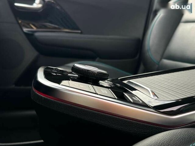 Киа Niro, объемом двигателя 0 л и пробегом 75 тыс. км за 23200 $, фото 9 на Automoto.ua