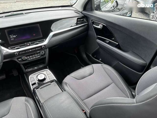 Киа Niro, объемом двигателя 0 л и пробегом 45 тыс. км за 23000 $, фото 13 на Automoto.ua
