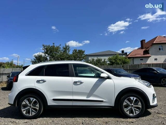 Киа Niro, объемом двигателя 0 л и пробегом 77 тыс. км за 20106 $, фото 8 на Automoto.ua