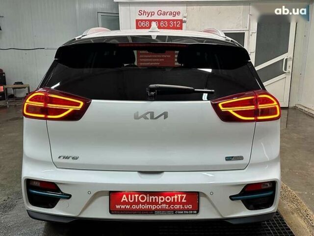 Киа Niro, объемом двигателя 0 л и пробегом 47 тыс. км за 24900 $, фото 28 на Automoto.ua