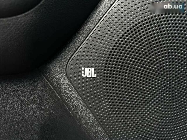 Киа Niro, объемом двигателя 0 л и пробегом 73 тыс. км за 23900 $, фото 5 на Automoto.ua