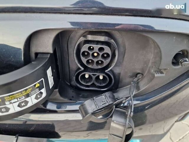 Кіа Niro, об'ємом двигуна 0 л та пробігом 139 тис. км за 22300 $, фото 4 на Automoto.ua