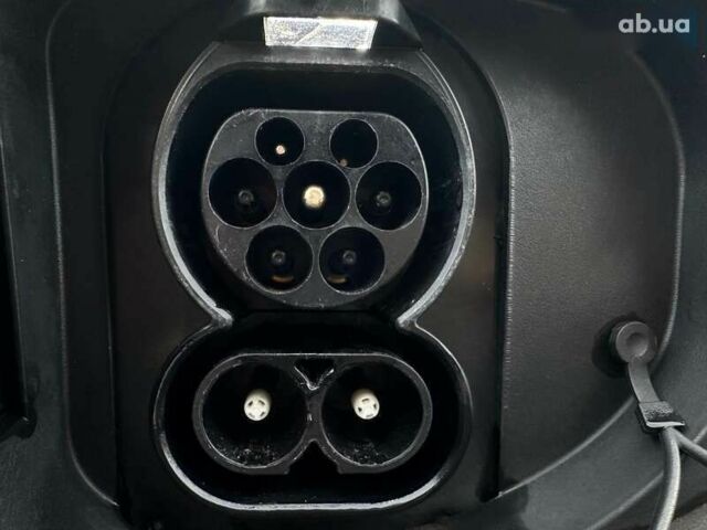 Киа Niro, объемом двигателя 0 л и пробегом 37 тыс. км за 24900 $, фото 29 на Automoto.ua