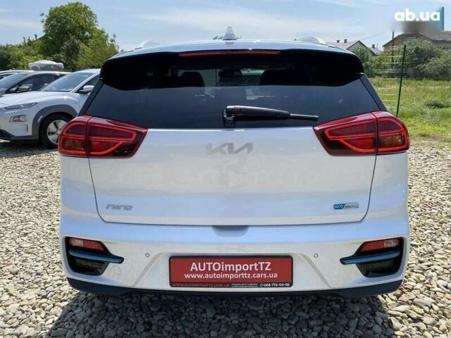 Киа Niro, объемом двигателя 0 л и пробегом 65 тыс. км за 23200 $, фото 18 на Automoto.ua