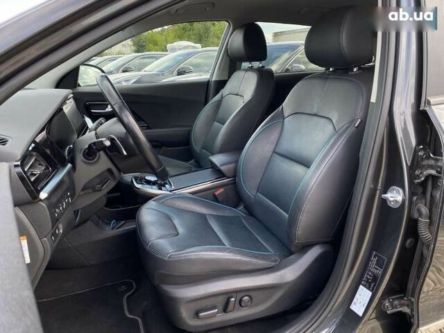 Киа Niro, объемом двигателя 0 л и пробегом 66 тыс. км за 23200 $, фото 21 на Automoto.ua