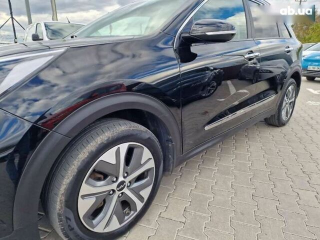 Киа Niro, объемом двигателя 0 л и пробегом 174 тыс. км за 19600 $, фото 1 на Automoto.ua