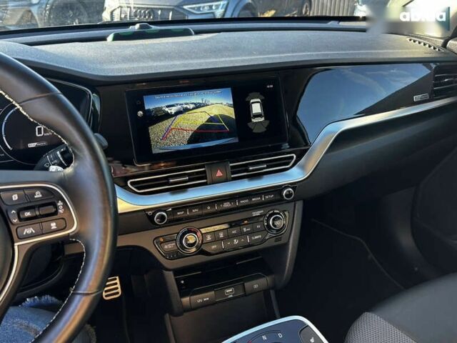 Киа Niro, объемом двигателя 0 л и пробегом 44 тыс. км за 23900 $, фото 3 на Automoto.ua