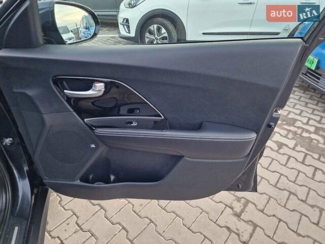 Киа Niro, объемом двигателя 0 л и пробегом 139 тыс. км за 22300 $, фото 45 на Automoto.ua