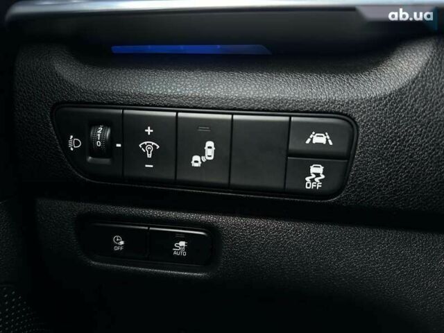 Киа Niro, объемом двигателя 0 л и пробегом 73 тыс. км за 23900 $, фото 9 на Automoto.ua