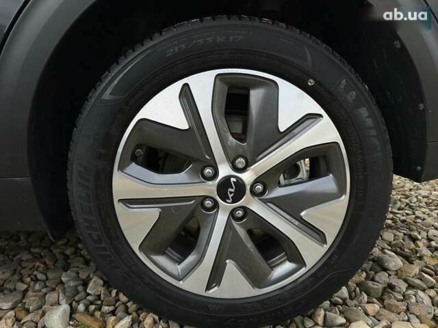 Киа Niro, объемом двигателя 0 л и пробегом 12 тыс. км за 25400 $, фото 29 на Automoto.ua