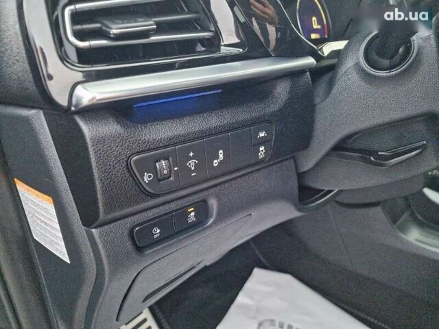 Кіа Niro, об'ємом двигуна 0 л та пробігом 139 тис. км за 22300 $, фото 23 на Automoto.ua