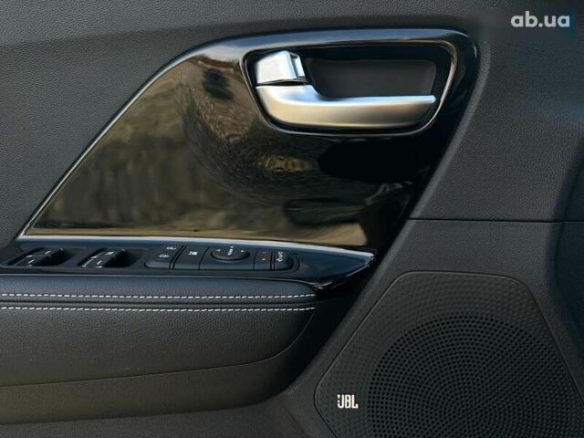 Киа Niro, объемом двигателя 0 л и пробегом 31 тыс. км за 24800 $, фото 2 на Automoto.ua