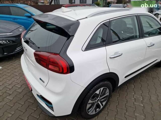 Кіа Niro, об'ємом двигуна 0 л та пробігом 107 тис. км за 20600 $, фото 10 на Automoto.ua