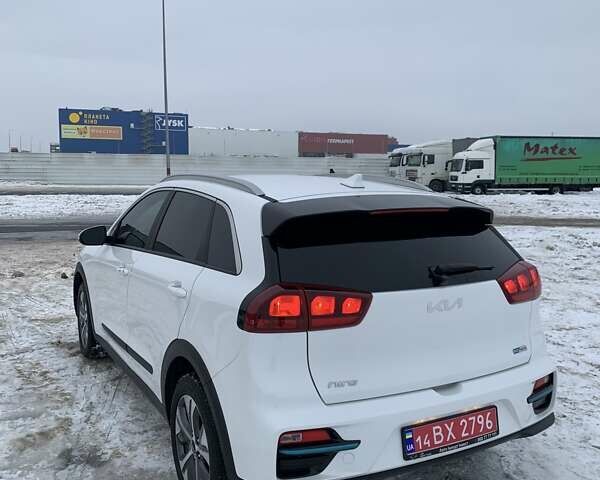 Кіа Niro, об'ємом двигуна 0 л та пробігом 13 тис. км за 22300 $, фото 10 на Automoto.ua