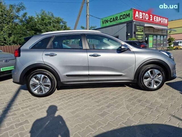 Киа Niro, объемом двигателя 0 л и пробегом 38 тыс. км за 18900 $, фото 8 на Automoto.ua