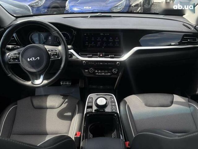 Киа Niro, объемом двигателя 0 л и пробегом 49 тыс. км за 23300 $, фото 13 на Automoto.ua