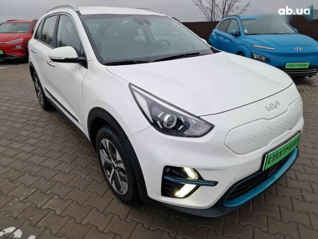 Кіа Niro, об'ємом двигуна 0 л та пробігом 107 тис. км за 20600 $, фото 5 на Automoto.ua