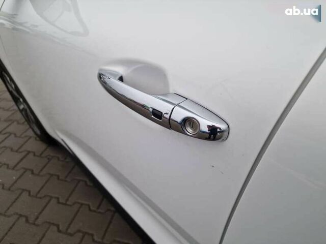 Кіа Niro, об'ємом двигуна 0 л та пробігом 107 тис. км за 20600 $, фото 18 на Automoto.ua