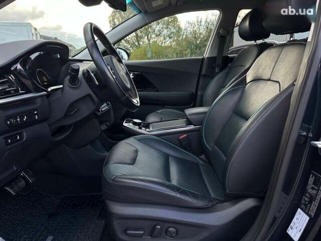 Киа Niro, объемом двигателя 0 л и пробегом 75 тыс. км за 23200 $, фото 29 на Automoto.ua