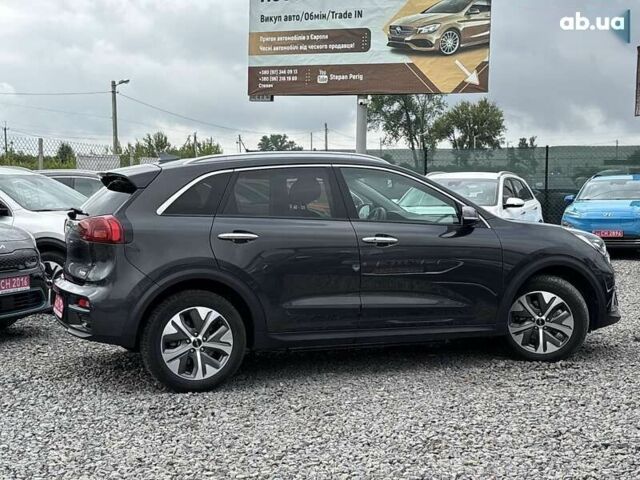 Киа Niro, объемом двигателя 0 л и пробегом 45 тыс. км за 23000 $, фото 3 на Automoto.ua