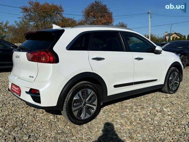 Киа Niro, объемом двигателя 0 л и пробегом 44 тыс. км за 24900 $, фото 22 на Automoto.ua