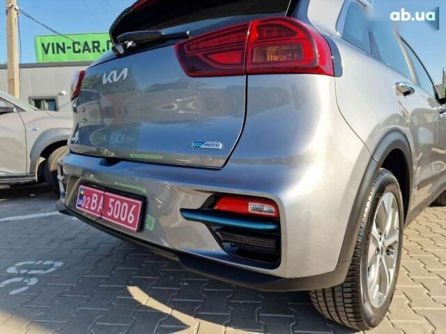 Киа Niro, объемом двигателя 0 л и пробегом 38 тыс. км за 18900 $, фото 10 на Automoto.ua
