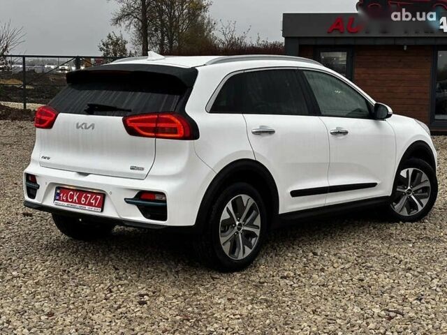 Киа Niro, объемом двигателя 0 л и пробегом 61 тыс. км за 25200 $, фото 9 на Automoto.ua