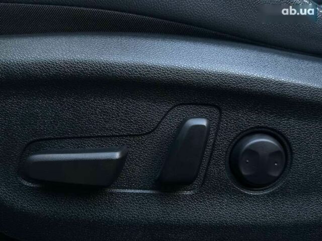 Кіа Niro, об'ємом двигуна 0 л та пробігом 29 тис. км за 22900 $, фото 5 на Automoto.ua