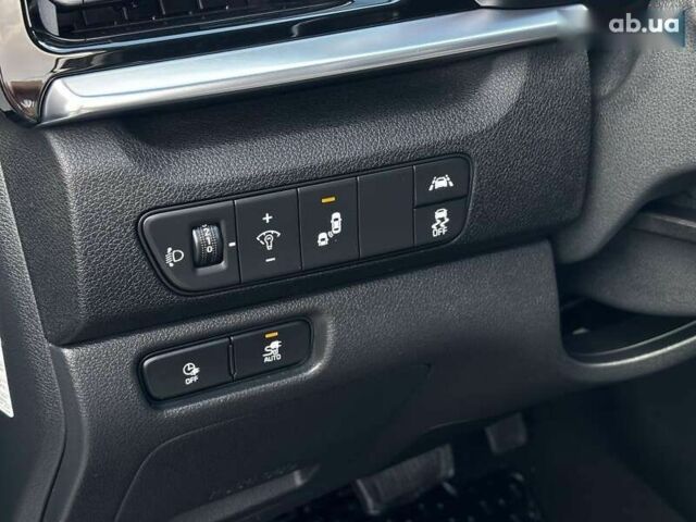 Киа Niro, объемом двигателя 0 л и пробегом 62 тыс. км за 23650 $, фото 18 на Automoto.ua