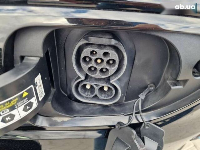 Киа Niro, объемом двигателя 0 л и пробегом 174 тыс. км за 19600 $, фото 5 на Automoto.ua