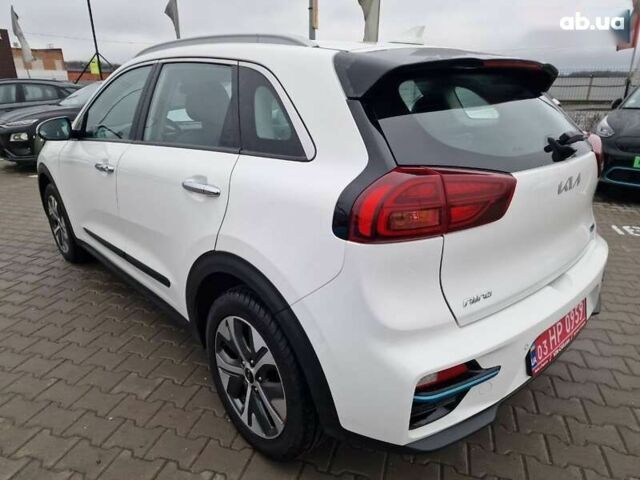 Кіа Niro, об'ємом двигуна 0 л та пробігом 107 тис. км за 20600 $, фото 14 на Automoto.ua