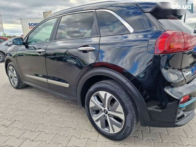 Киа Niro, объемом двигателя 0 л и пробегом 174 тыс. км за 19600 $, фото 16 на Automoto.ua