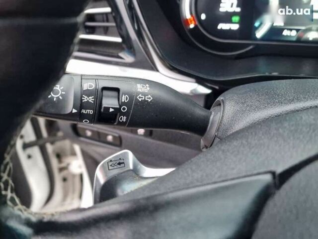 Кіа Niro, об'ємом двигуна 0 л та пробігом 107 тис. км за 20600 $, фото 26 на Automoto.ua