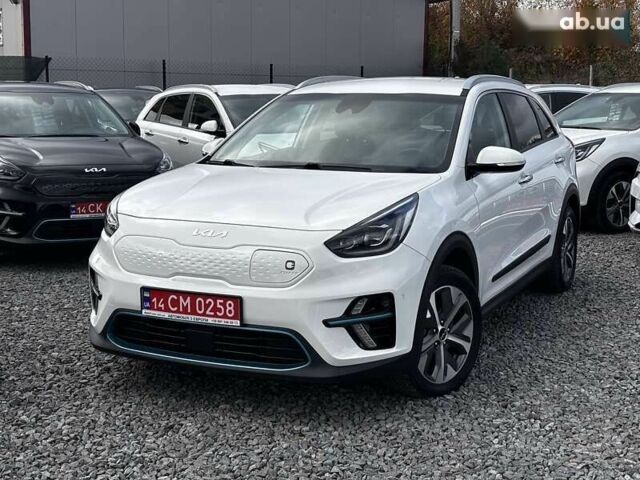 Кіа Niro, об'ємом двигуна 0 л та пробігом 58 тис. км за 23150 $, фото 4 на Automoto.ua