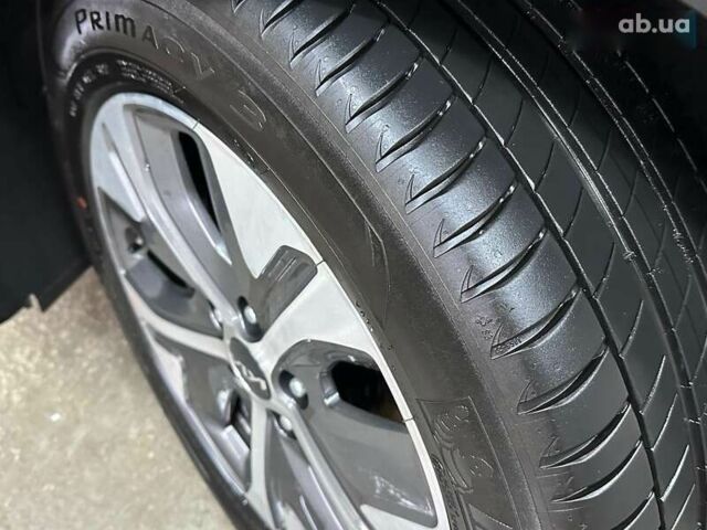 Киа Niro, объемом двигателя 0 л и пробегом 44 тыс. км за 24200 $, фото 25 на Automoto.ua