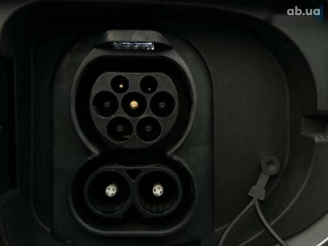 Киа Niro, объемом двигателя 0 л и пробегом 38 тыс. км за 24800 $, фото 15 на Automoto.ua