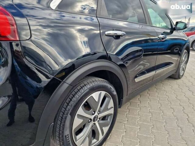 Киа Niro, объемом двигателя 0 л и пробегом 174 тыс. км за 19600 $, фото 10 на Automoto.ua