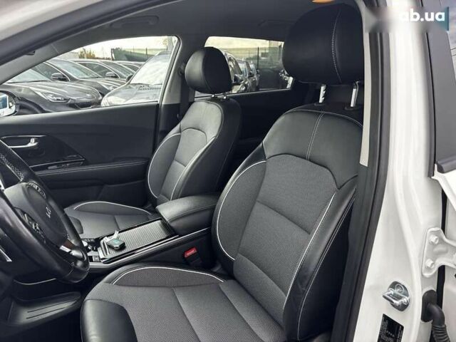 Киа Niro, объемом двигателя 0 л и пробегом 58 тыс. км за 24300 $, фото 26 на Automoto.ua