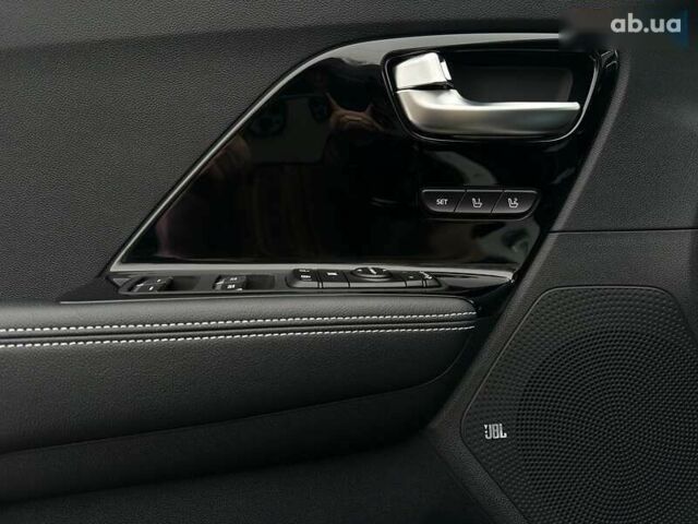 Киа Niro, объемом двигателя 0 л и пробегом 47 тыс. км за 24900 $, фото 3 на Automoto.ua