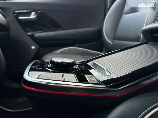 Кіа Niro, об'ємом двигуна 0 л та пробігом 29 тис. км за 22900 $, фото 18 на Automoto.ua