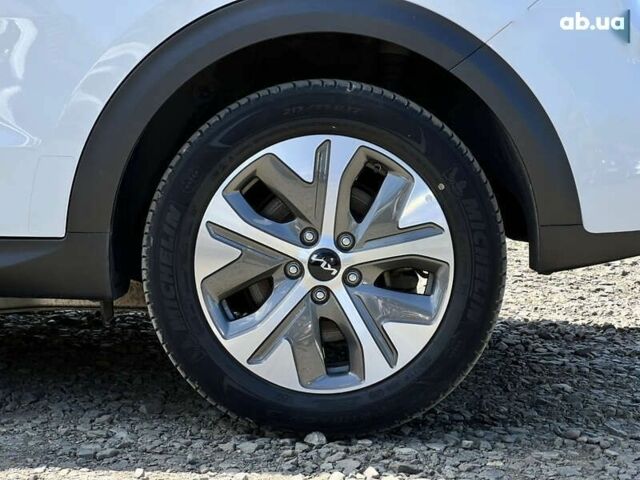 Киа Niro, объемом двигателя 0 л и пробегом 77 тыс. км за 20106 $, фото 19 на Automoto.ua