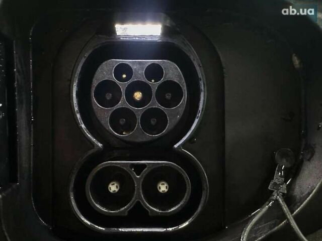 Киа Niro, объемом двигателя 0 л и пробегом 44 тыс. км за 24200 $, фото 27 на Automoto.ua