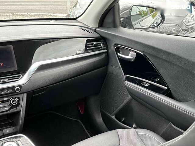 Киа Niro, объемом двигателя 0 л и пробегом 45 тыс. км за 23000 $, фото 15 на Automoto.ua