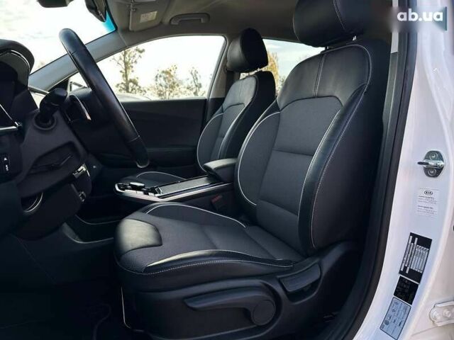 Киа Niro, объемом двигателя 0 л и пробегом 31 тыс. км за 24800 $, фото 1 на Automoto.ua