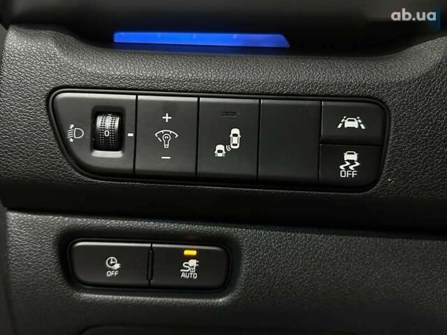 Киа Niro, объемом двигателя 0 л и пробегом 71 тыс. км за 24900 $, фото 6 на Automoto.ua