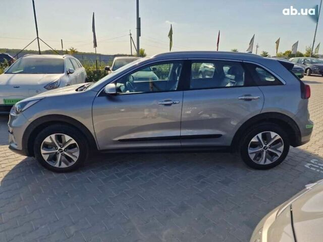 Киа Niro, объемом двигателя 0 л и пробегом 38 тыс. км за 18900 $, фото 17 на Automoto.ua